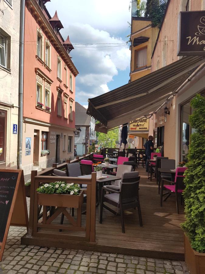 Appartement Apartamencik Maja Studio à Kudowa-Zdrój Extérieur photo